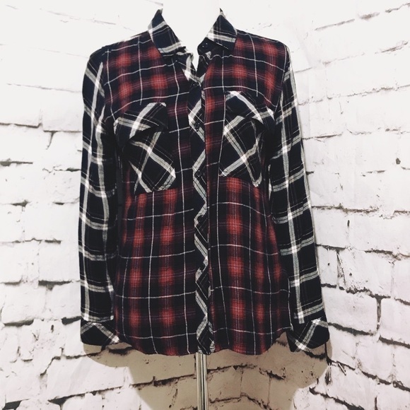 Rails Plaid Button Down Shirt Red and Blue Plaid size small - Picture 4 of 8